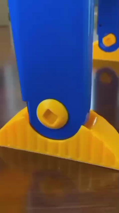 Children Toilet Ladder (سُلَّم مرحاض للأطفال)